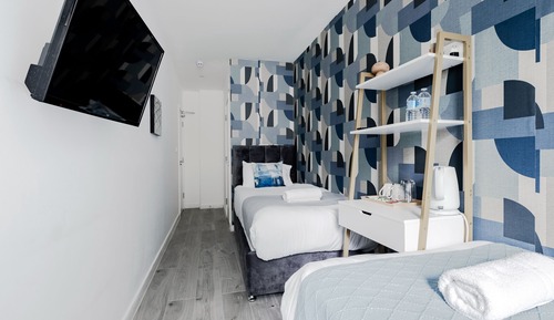 Standard Twin Room, Ensuite