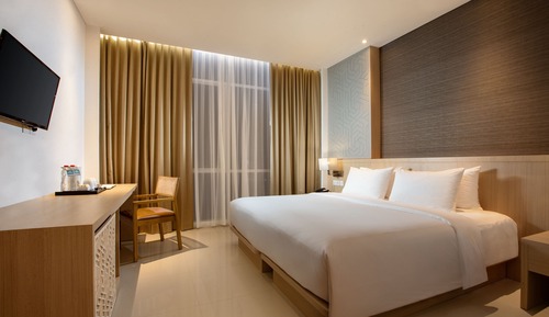 Deluxe King Room