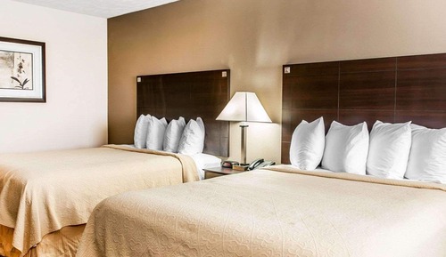 Standard Room, 2 Queen Beds, Non Smoking