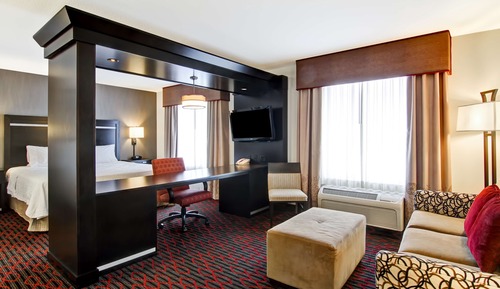 Suite, 1 King Bed, Non Smoking