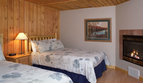 Heritage Cabin - Property View