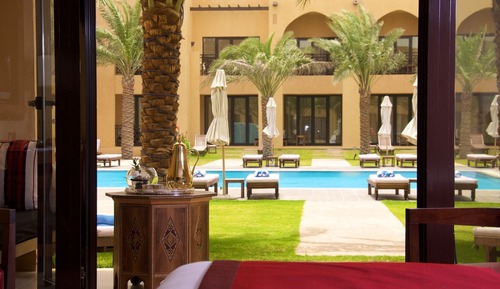 Oasis Queen Room with Pool View