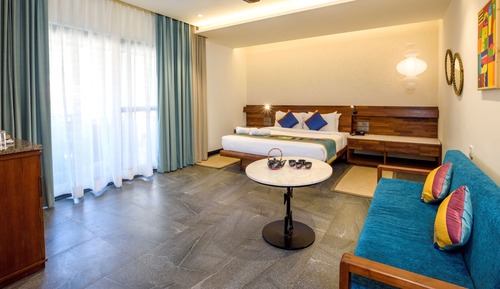 Junior Suite, 1 King Bed