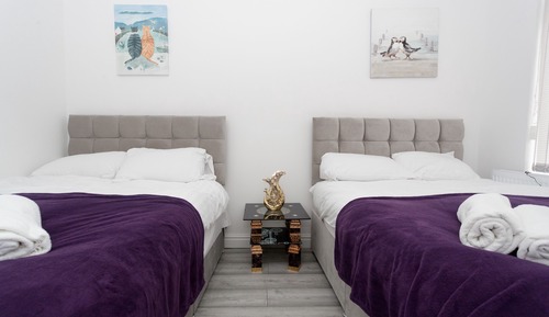 Superior Apartment, Private Bathroom (1 Bed, Sleeps 4)