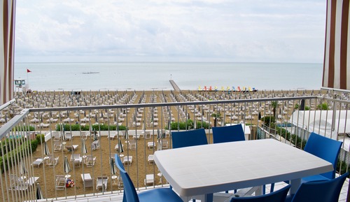 Luxury Apartment, 3 Bedrooms, Balcony