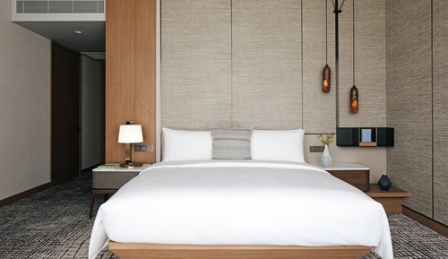 Suite, 1 King Bed (Maa-Lai, Green Lung View)