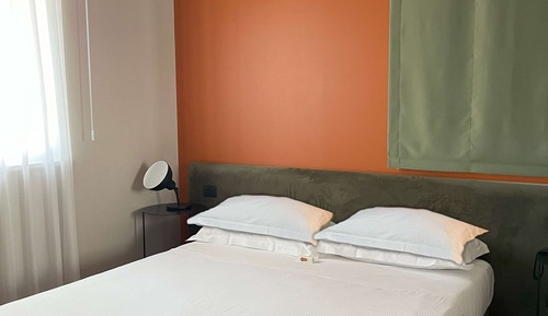 Standard Room, 1 Queen Bed, Non Smoking