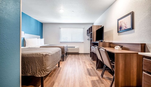 Standard Room, 2 Queen Beds, Non Smoking