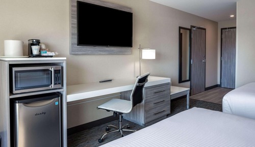 Standard Room, 2 Queen Beds, Accessible, Non Smoking (Mobility)