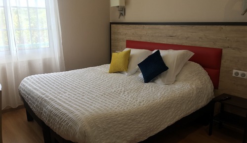 Deluxe Room, 1 Bedroom, River View (7)