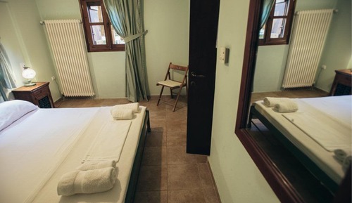 House, 5 Bedrooms
