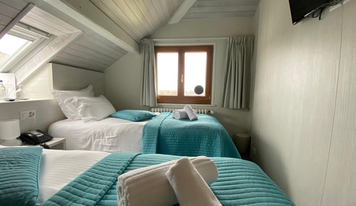 Economy Twin Room