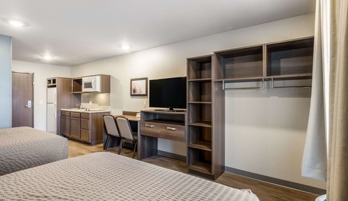 Standard Room, 2 Queen Beds, Non Smoking