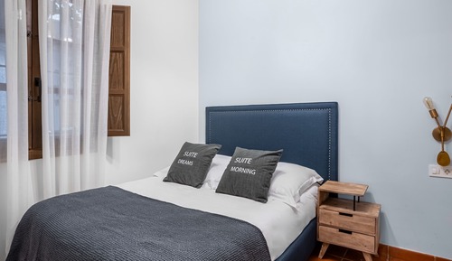 One-Bedroom Apartment - disability access