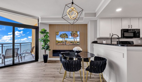 Signature Condo, 1 Bedroom, Balcony, Ocean View