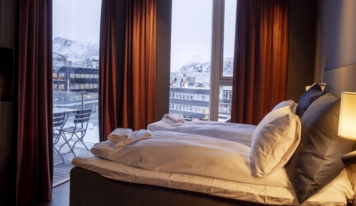 Grand Apartment, 3 Bedrooms, Sauna, Mountain View