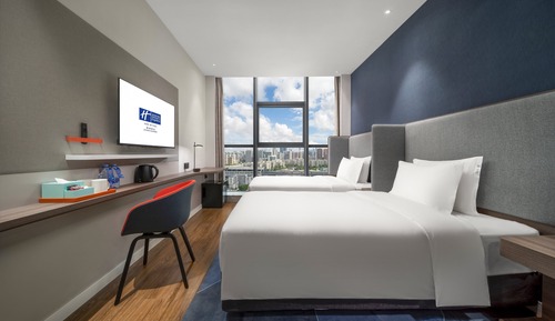 Standard Room, 2 Twin Beds, City View