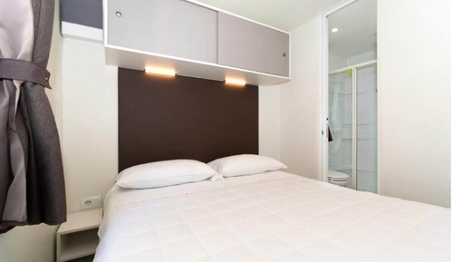 Deluxe Mobile Home, 2 Bedrooms