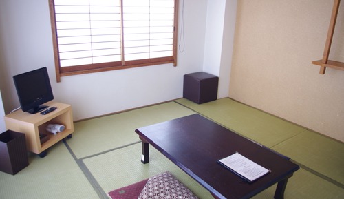 Japanese traditional room with bathroom (Adult 2-3)