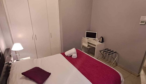 Classic Double Room, Ensuite