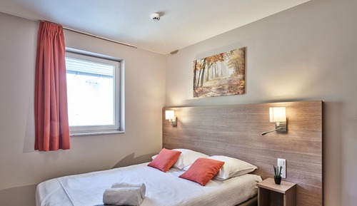 Family apartment - 10p | 2 Bedrooms - 2 sleeping corners with a triple bunk bed for children | infra