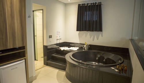 Luxury Double Room, Jetted Tub (Master)