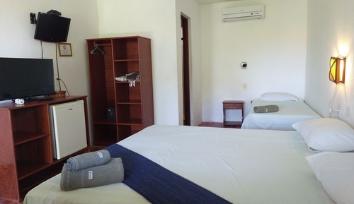 Family Room, Lanai, Pool View (Taiba Master)