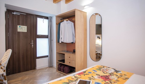 Economy Double Room, 1 Queen Bed