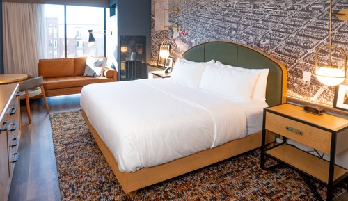 Premium Room, 1 King Bed
