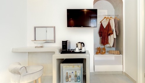 One Bedroom Suite
