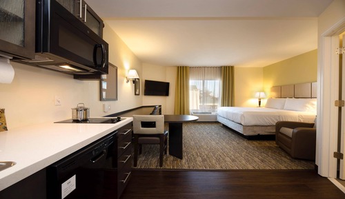 Studio Suite, 1 King Bed, Accessible (Communications)
