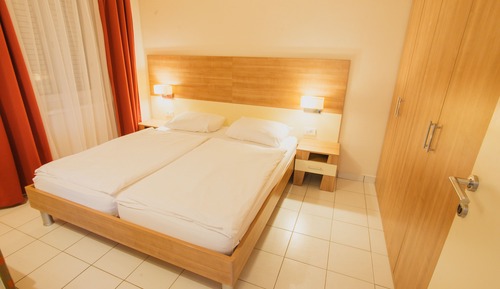 Apartment, 2 Bedrooms (4 Adl+1 Ch)