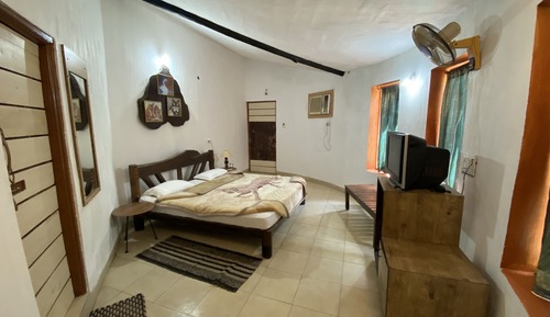 Machan Room