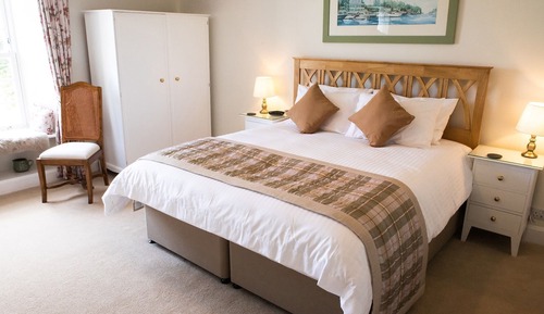 Luxury Double or Twin Room, Ensuite, Garden View (Gwelva)