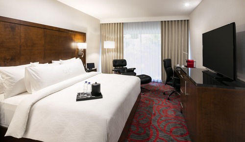 Premium Room, 1 King Bed