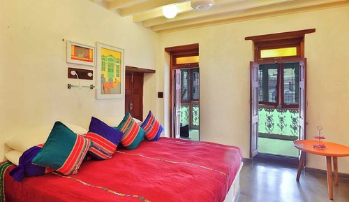 WHC Contemporary Heritage Junior Suite