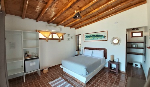 Double Room, 1 Queen Bed, Partial Sea View