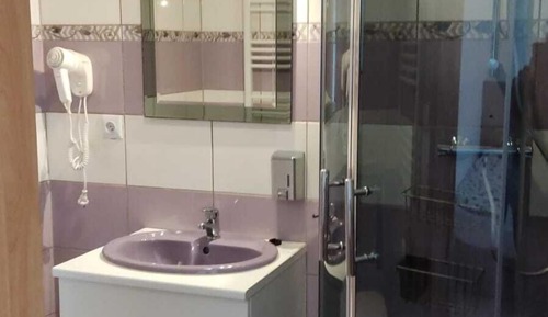 Family Room, 2 Bedrooms