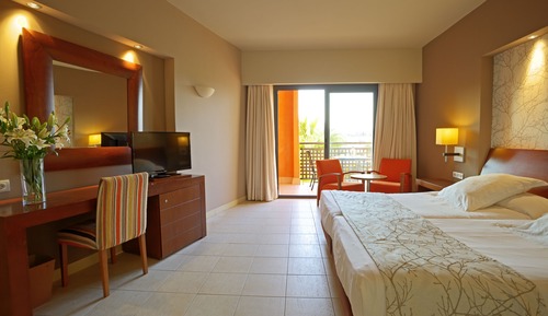 Superior Double Room (Golf/Pool view)