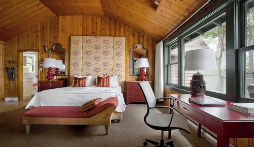 Suite (Pine)