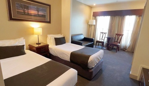 Room, Multiple Beds, Non Smoking