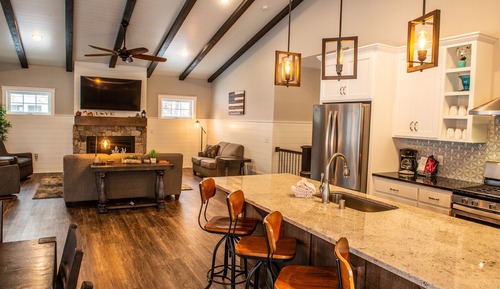 595 - 4 Bdrm Fairway Pines