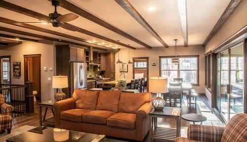 599 - 4 Bdrm Fairway Pines