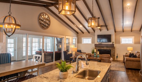 580 - 4 Bdrm Fairway Pines