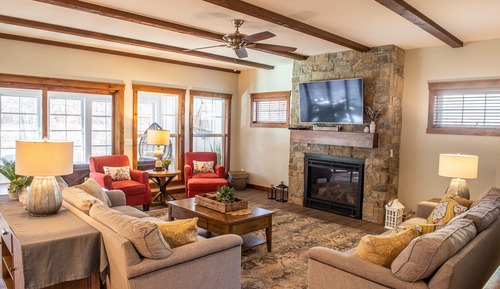 598 - 4 Bdrm Fairway Pines