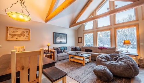 752 - 3 Bdrm Creekside Interlachen Town Home