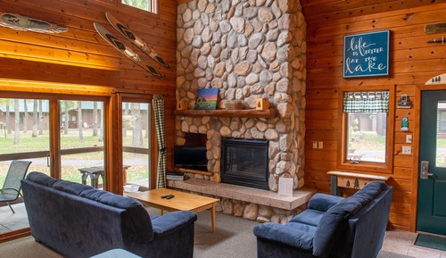 702 - 2 Brdm with Loft Gull Haven Cabin