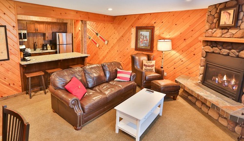 Standard Room, Multiple Beds, Lake View (3 Bedroom Grand View Cabin)