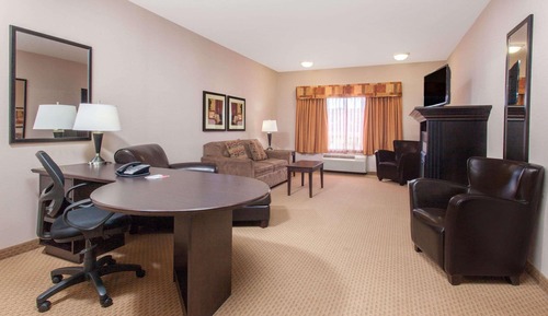 Suite, 1 King Bed, Non Smoking