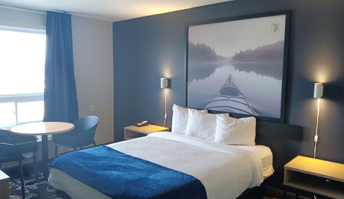 Standard Room, 1 Queen Bed, Accessible